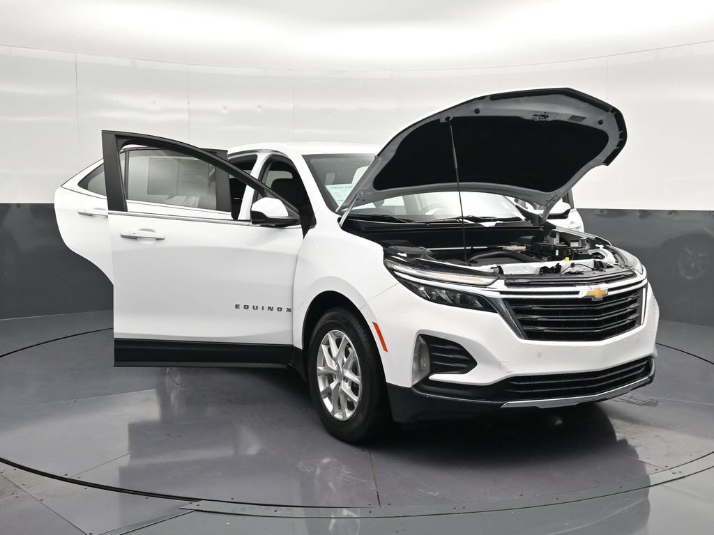 Used 2024 Chevrolet Equinox LT FWD image 25