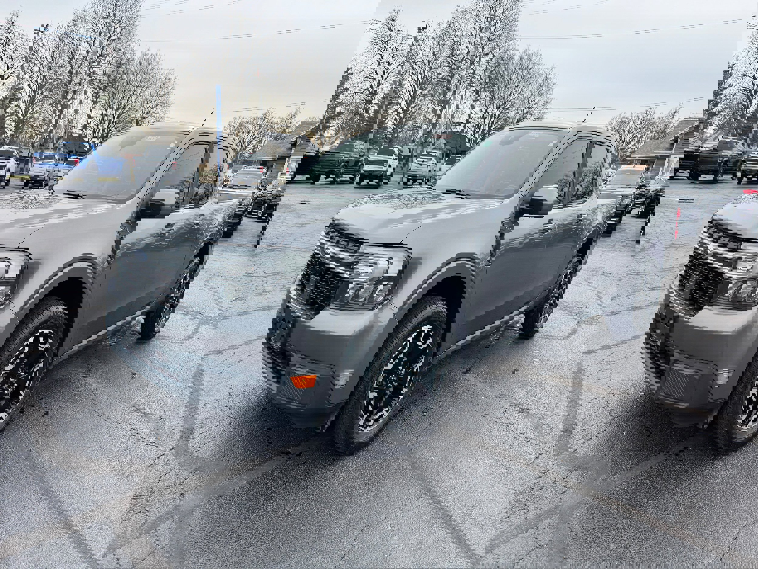 Used 2022 Ford Maverick Lariat w/ Lariat Luxury Package image 1