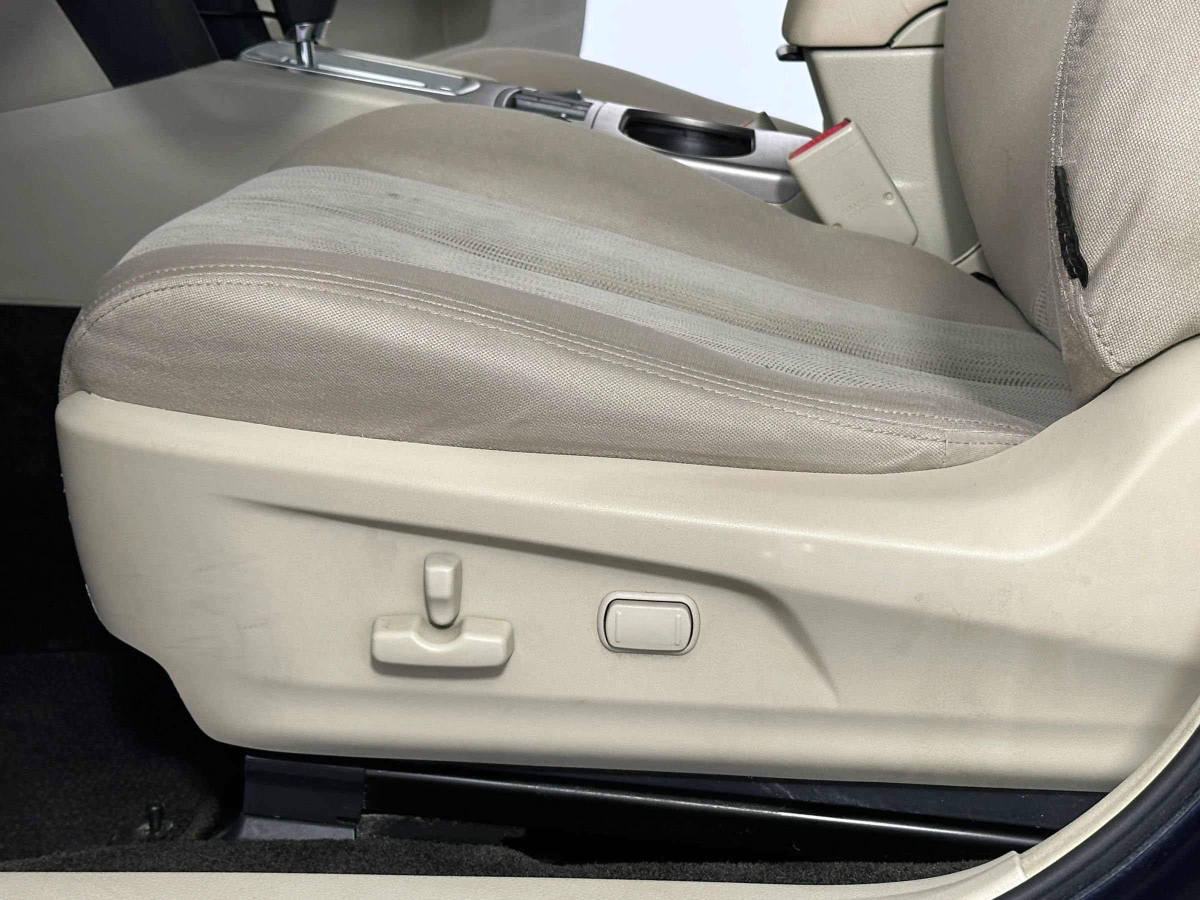 Used 2013 Subaru Outback 2.5i Premium image 25