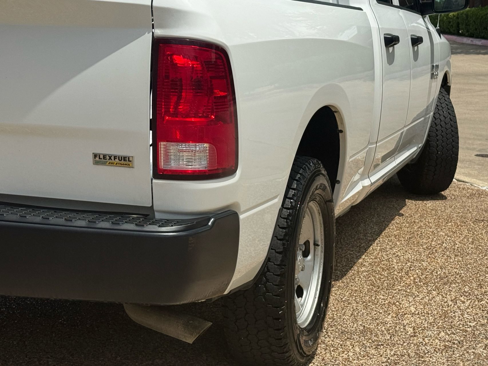 Used 2017 RAM 1500 Tradesman w/ Popular Equipment Group RWD image 4