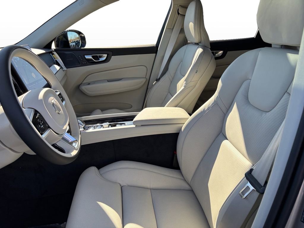 New 2026 Volvo XC60 B5 Ultra w/ Protection Package Premier image 13