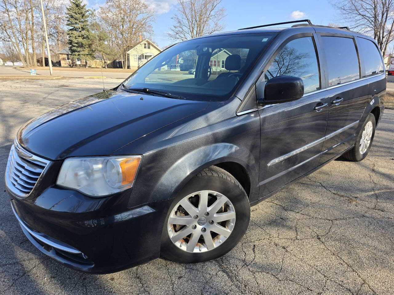 Used 2014 Chrysler Town & Country Touring