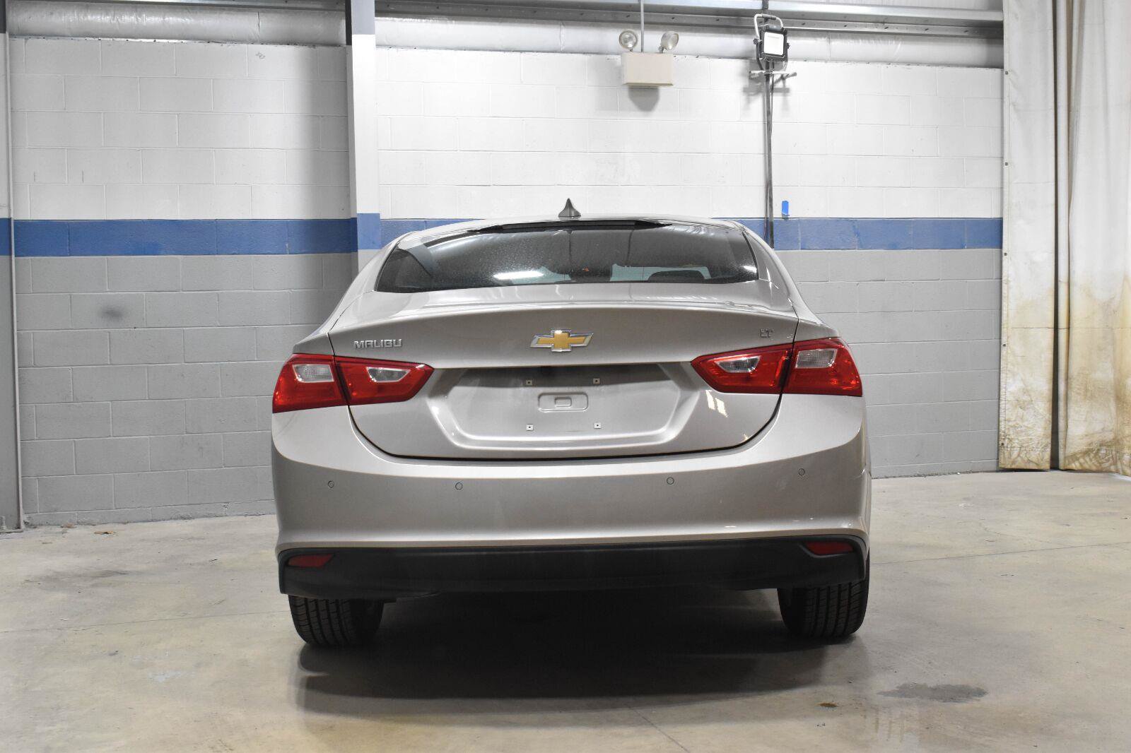 Used 2025 Chevrolet Malibu LT FWD image 24
