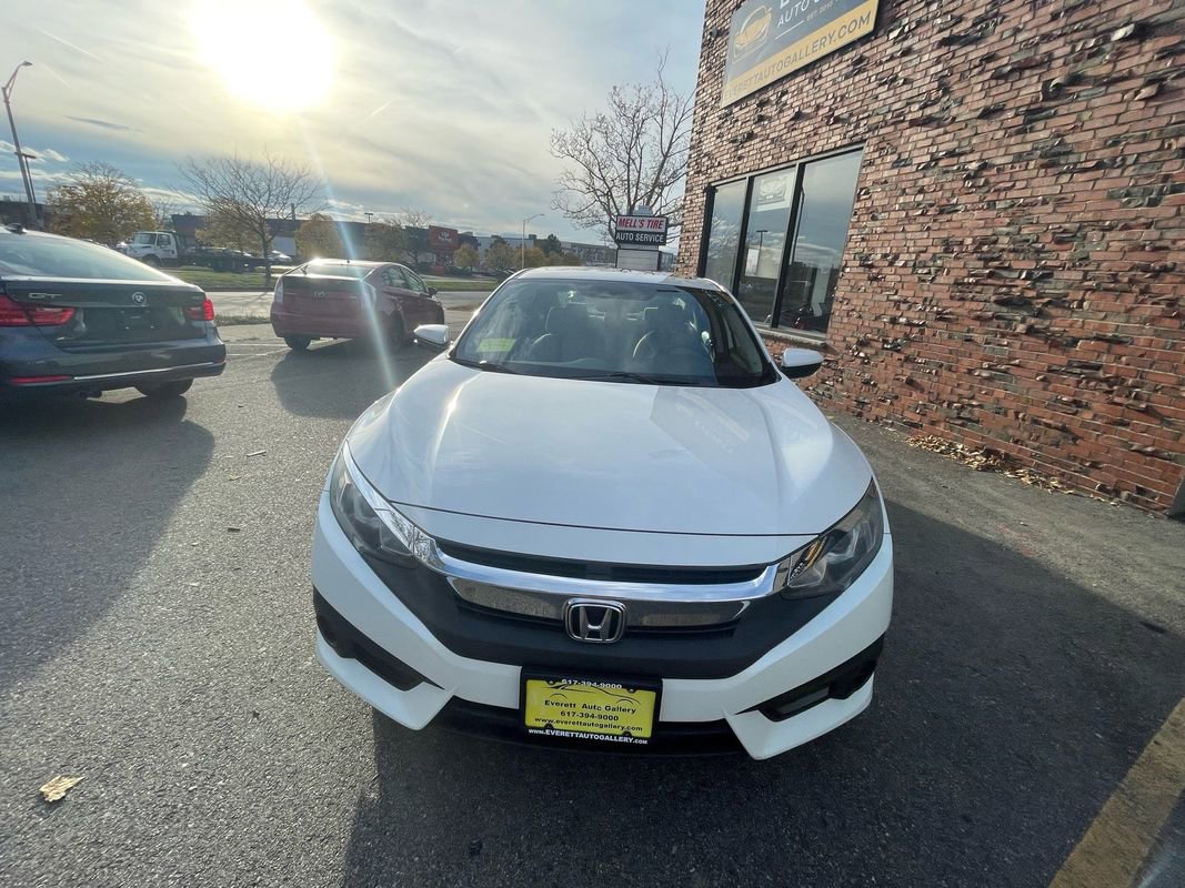 Used 2018 Honda Civic EX image 9