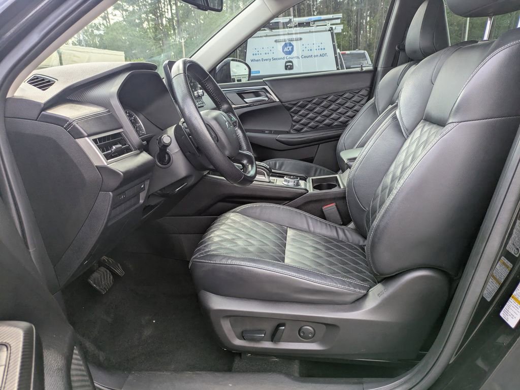 Used 2022 Mitsubishi Outlander SEL FWD image 15