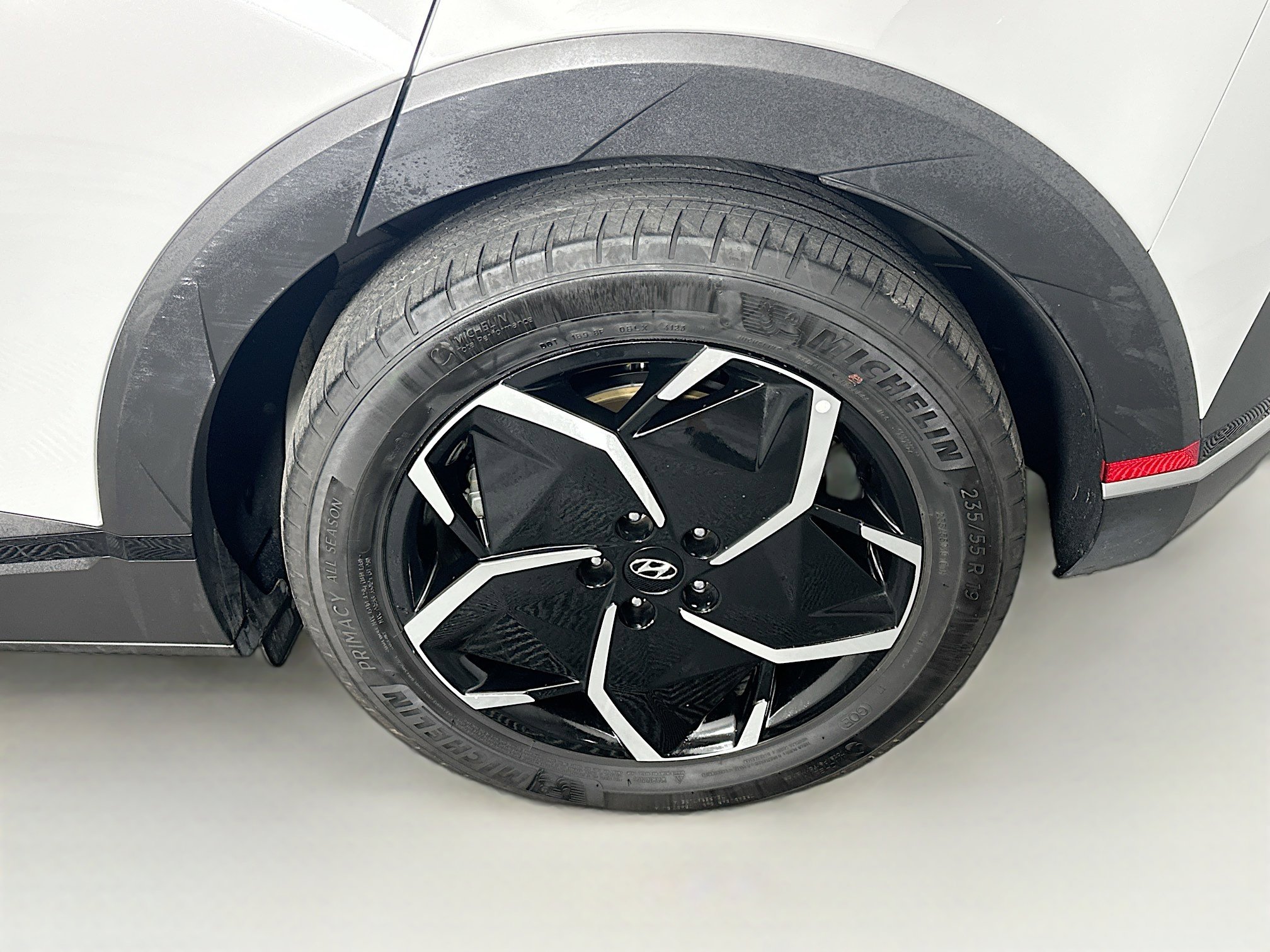 Used 2024 Hyundai Ioniq 5 SEL image 11
