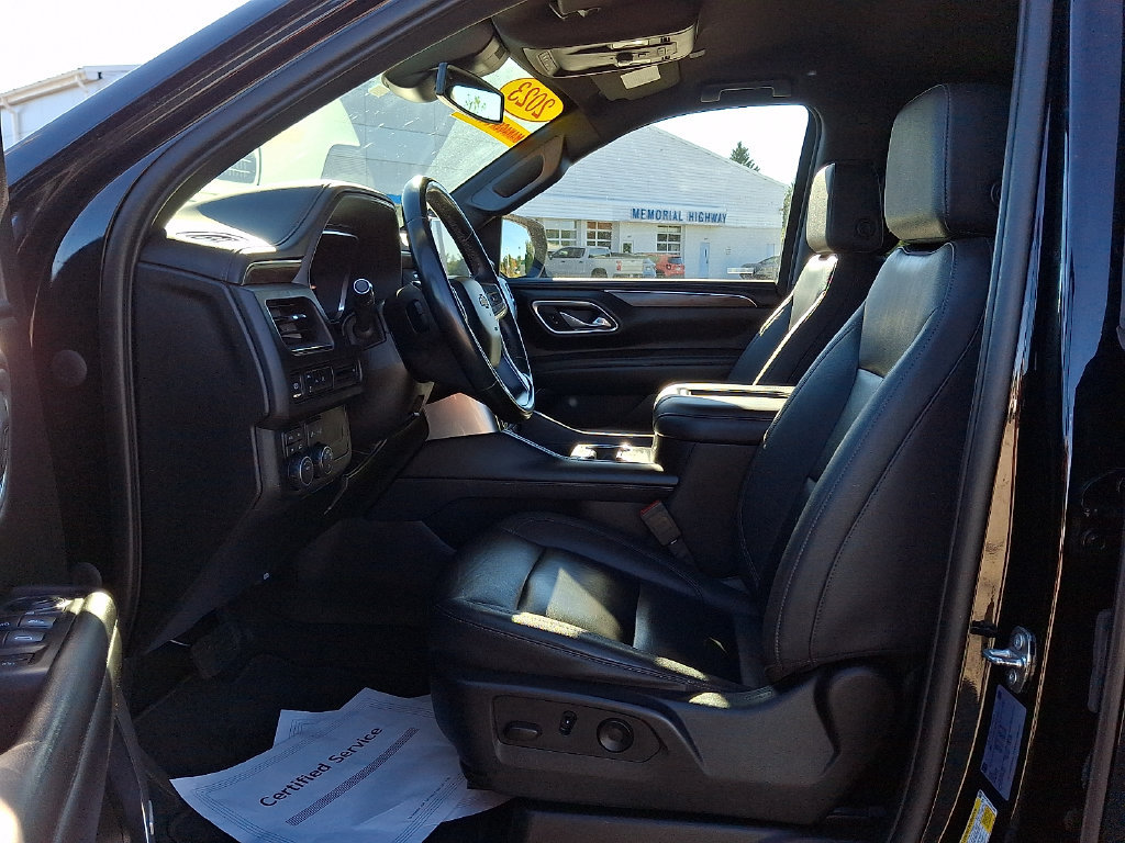 Used 2023 Chevrolet Tahoe LT AWD/4WD image 16