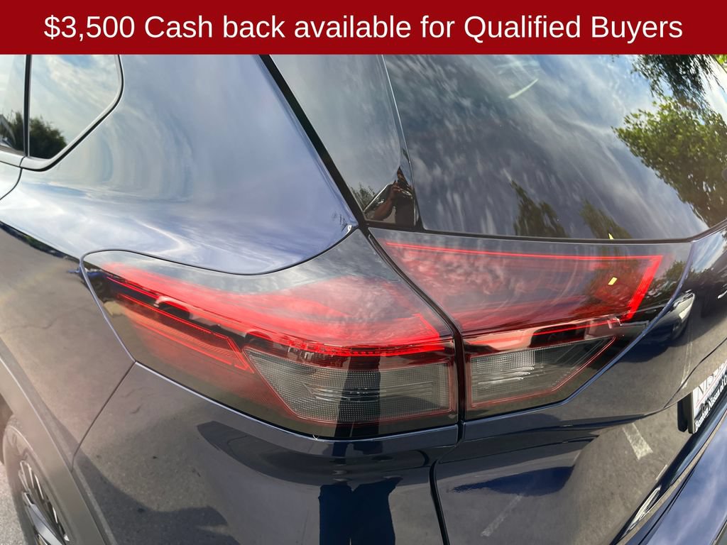 New 2026 Nissan Rogue Dark Armor FWD image 39
