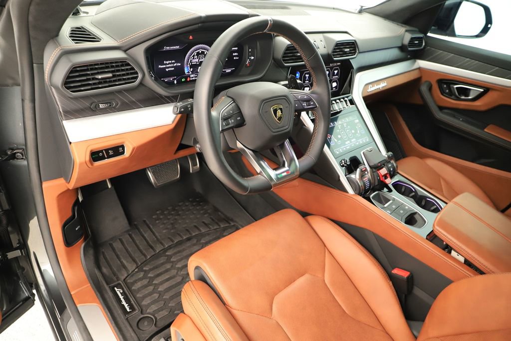Used 2020 Lamborghini Urus image 15