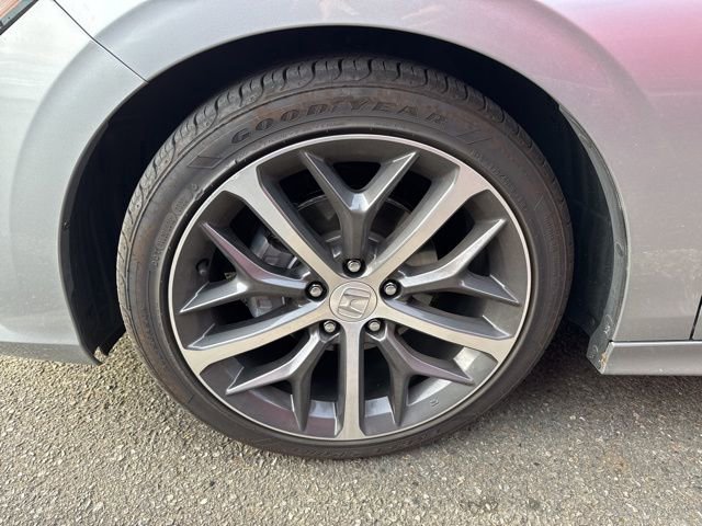 Used 2023 Honda Civic Touring image 5