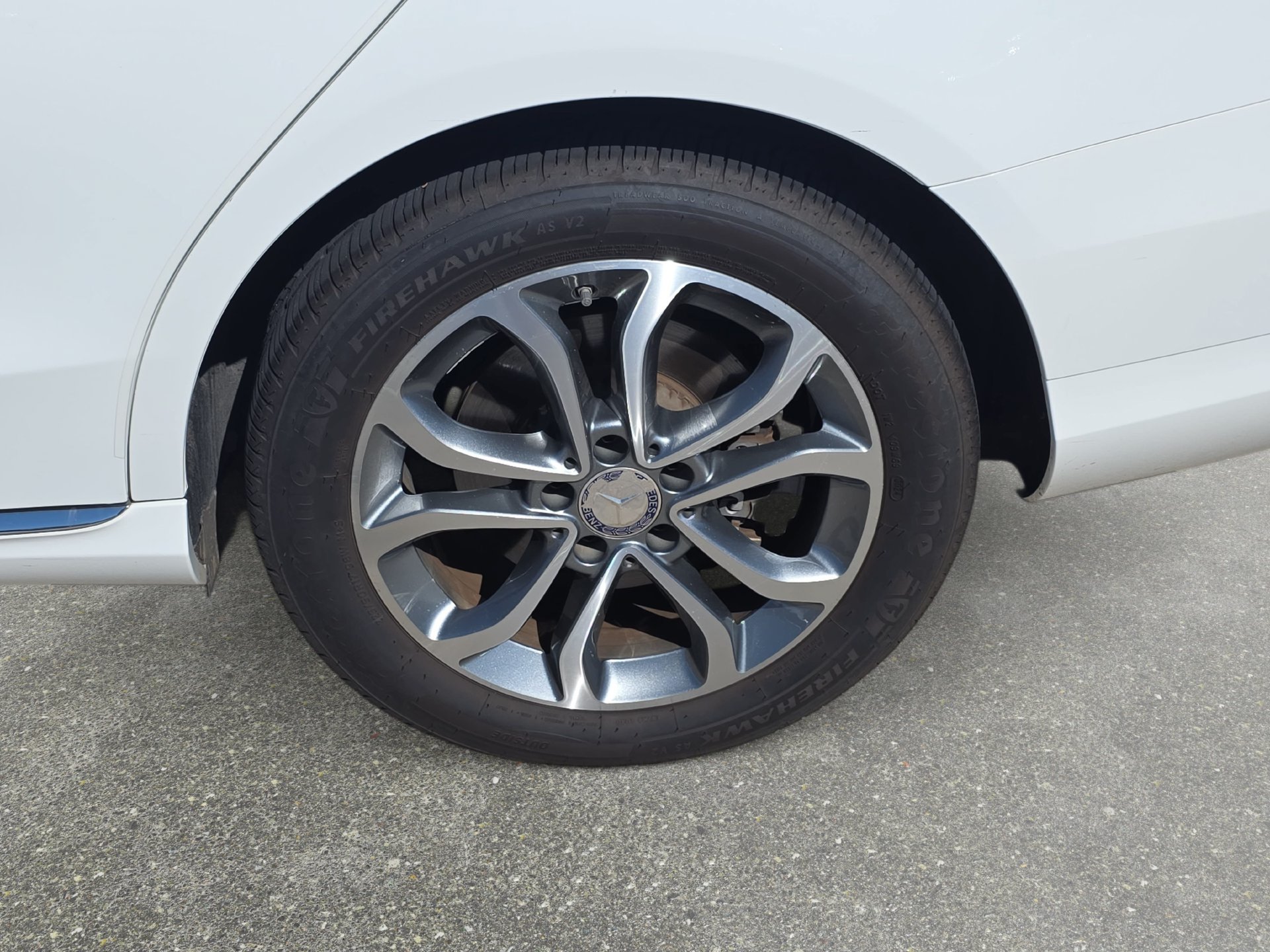 Used 2015 Mercedes-Benz C 300 Sedan image 31