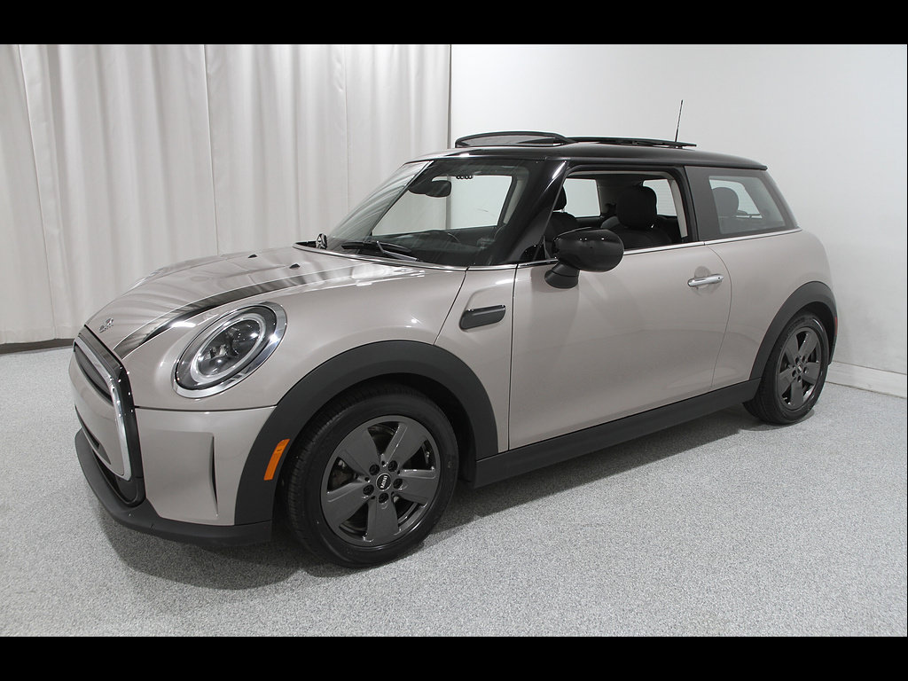 Certified 2023 MINI Cooper 2-Door Hardtop FWD image 3