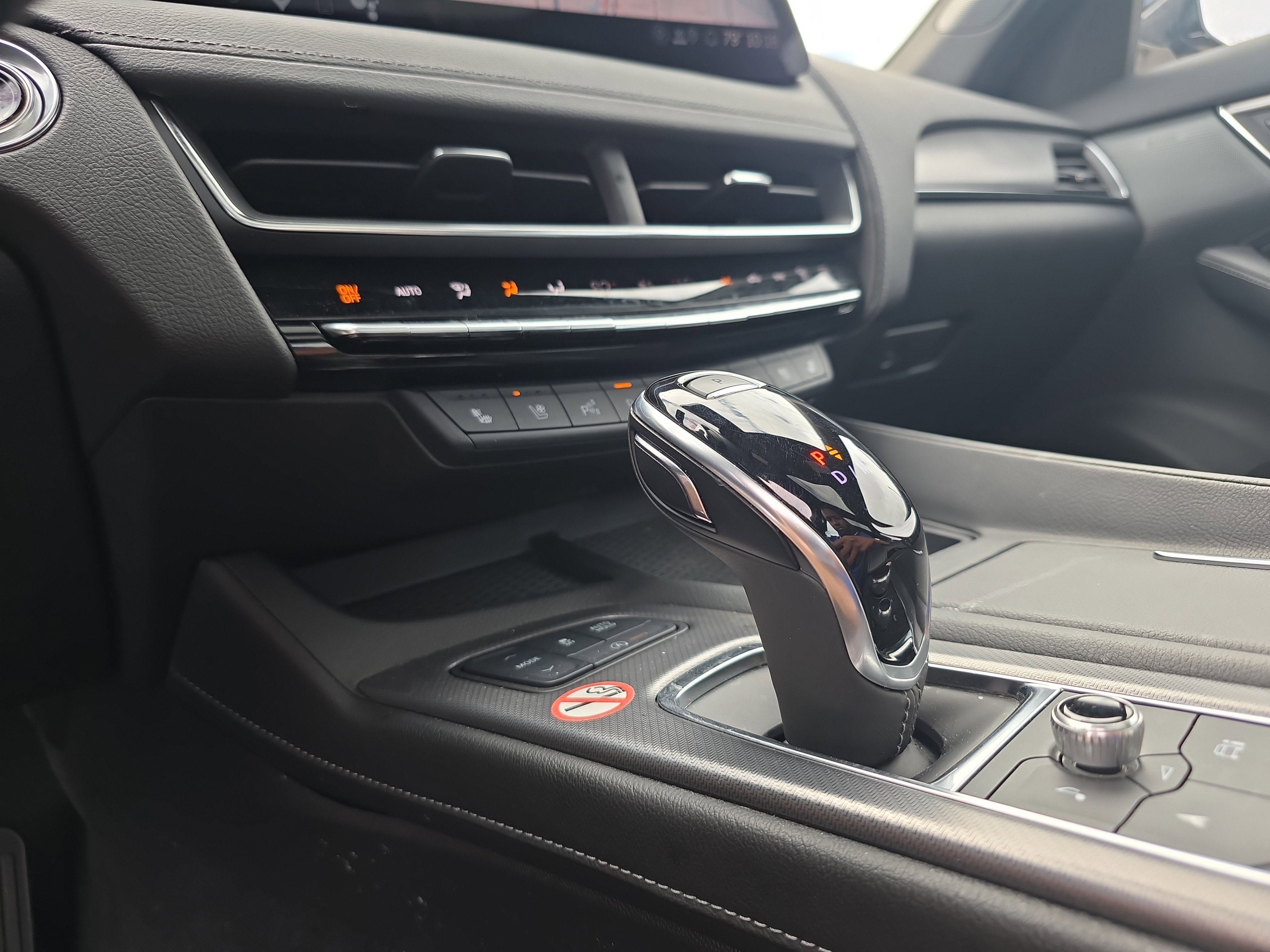 Used 2025 Cadillac CT5 Premium Luxury RWD image 35
