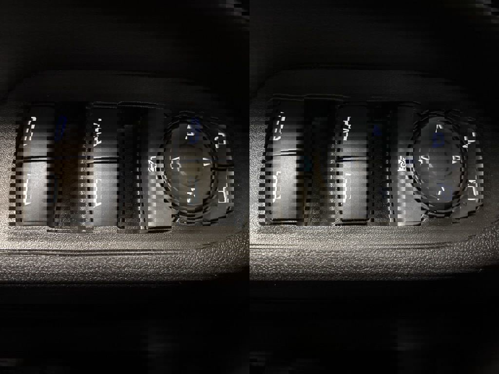 Certified 2024 Chevrolet Equinox LT image 24