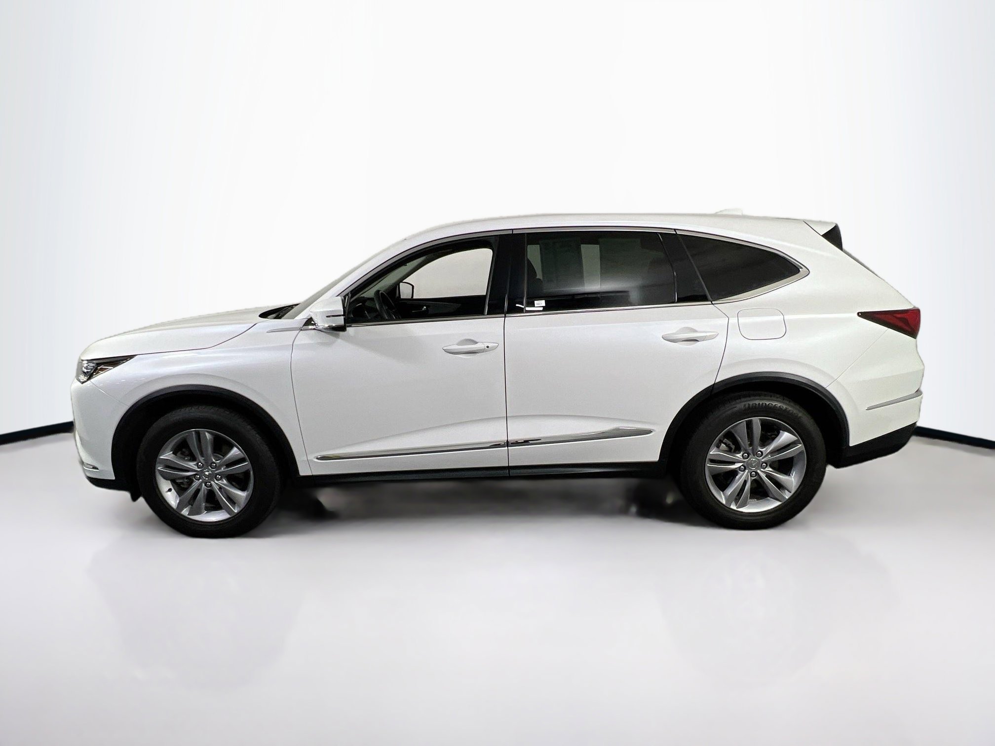 Used 2023 Acura MDX SH-AWD image 8