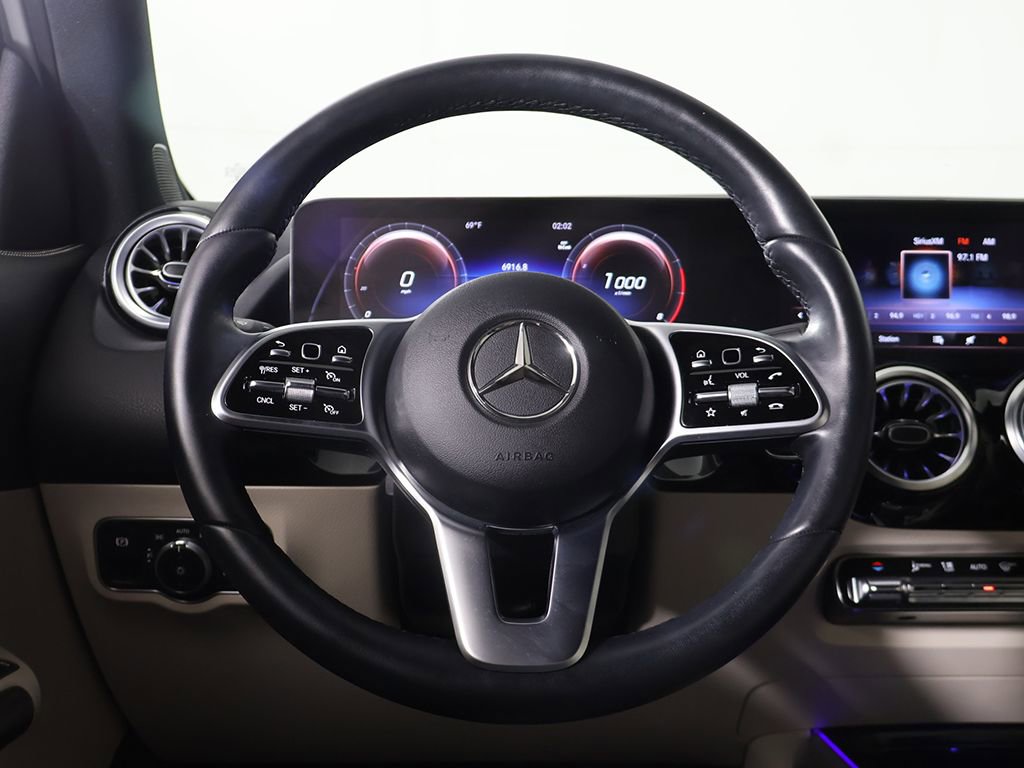 Used 2023 Mercedes-Benz GLA 250 4MATIC w/ Premium Package image 35