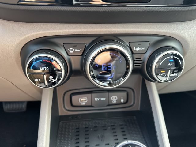 New 2026 Hyundai Venue SEL FWD image 25
