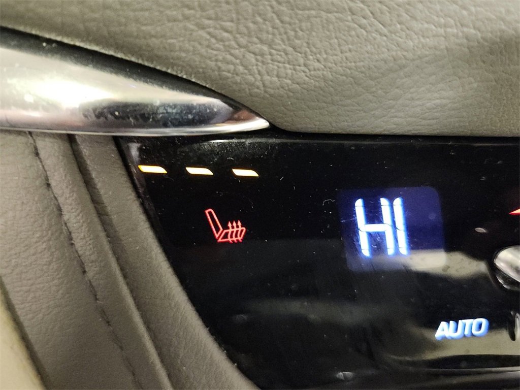 Used 2019 Cadillac XT5 Luxury image 35