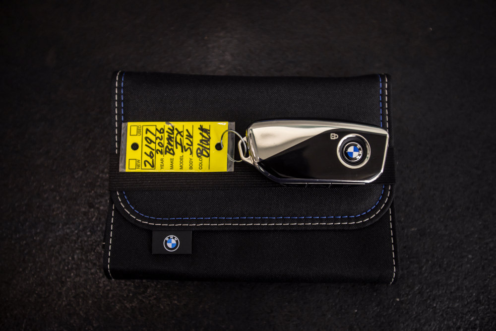 Used 2026 BMW iX xDrive45 AWD/4WD image 46