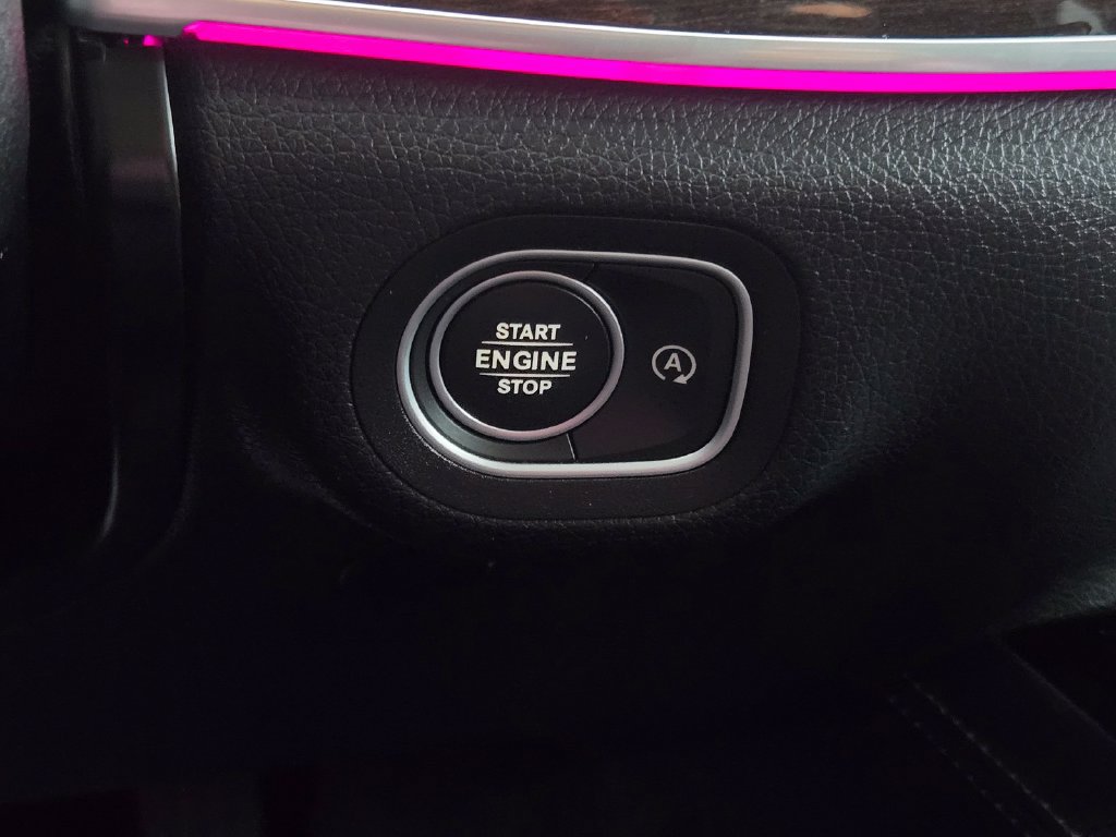 Used 2024 Mercedes-Benz GLS 450 4MATIC image 25
