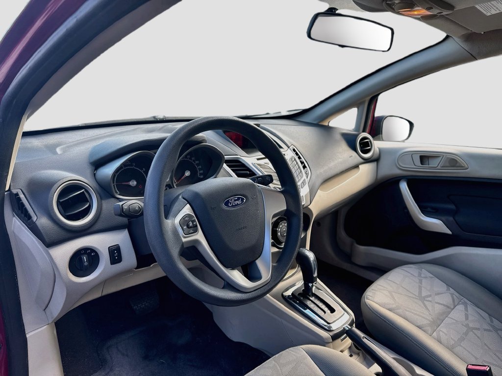Used 2011 Ford Fiesta SE w/ 201A Rapid Spec Order Code FWD image 9
