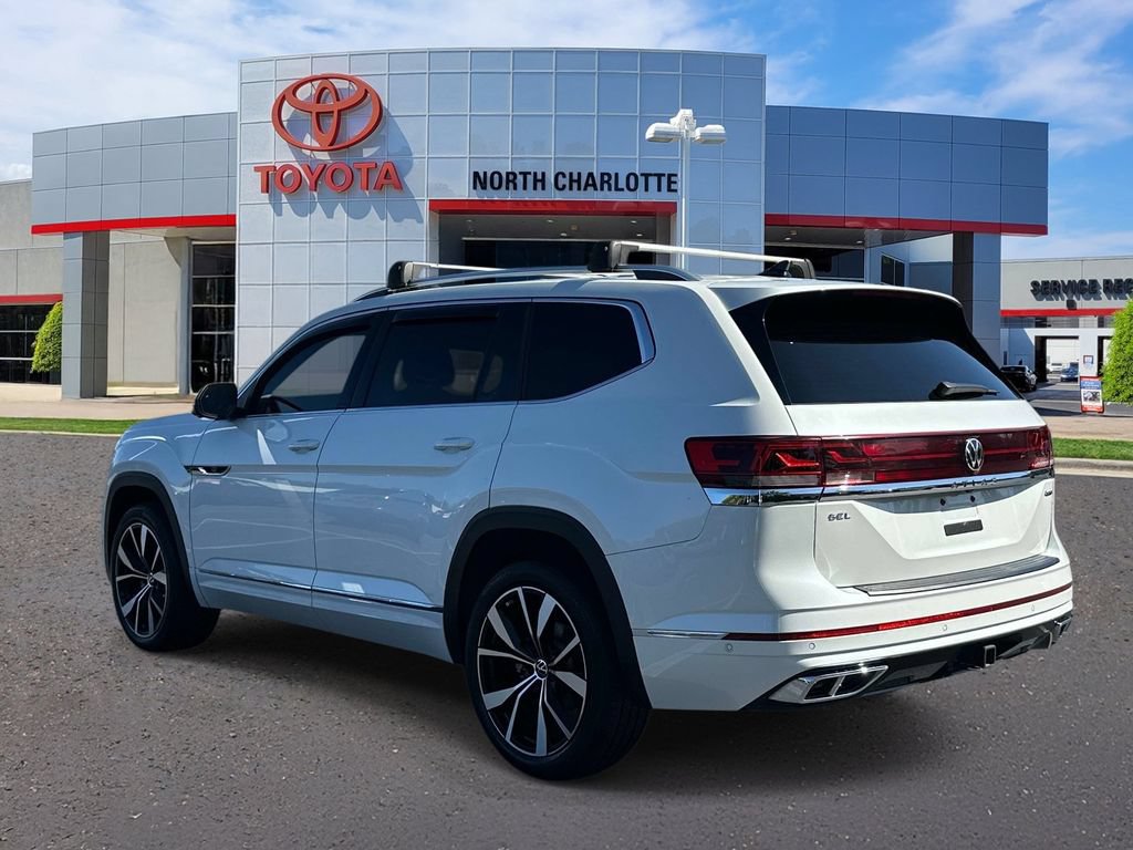 Used 2024 Volkswagen Atlas SEL Premium R-Line AWD/4WD image 6