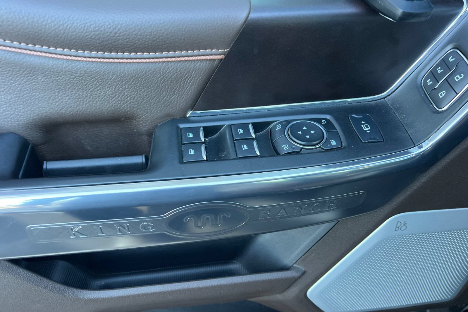 Used 2025 Ford F350 King Ranch w/ Chrome Package AWD/4WD image 12