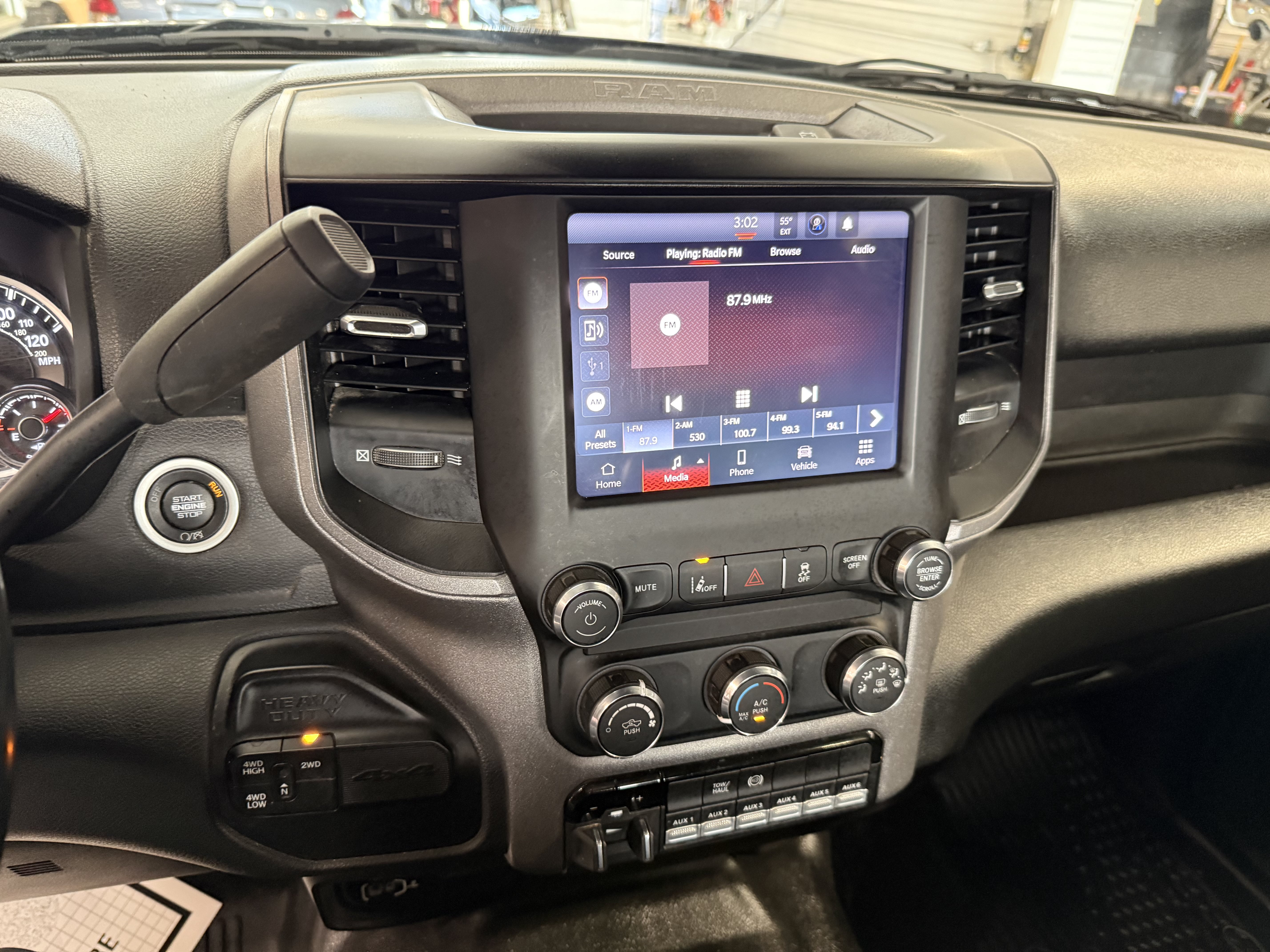 Used 2023 RAM 5500 Tradesman w/ Safety Group AWD/4WD image 54