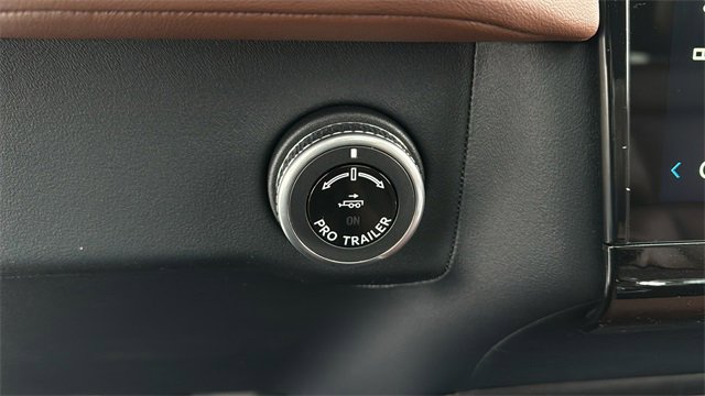 New 2025 Lincoln Navigator L Reserve image 30