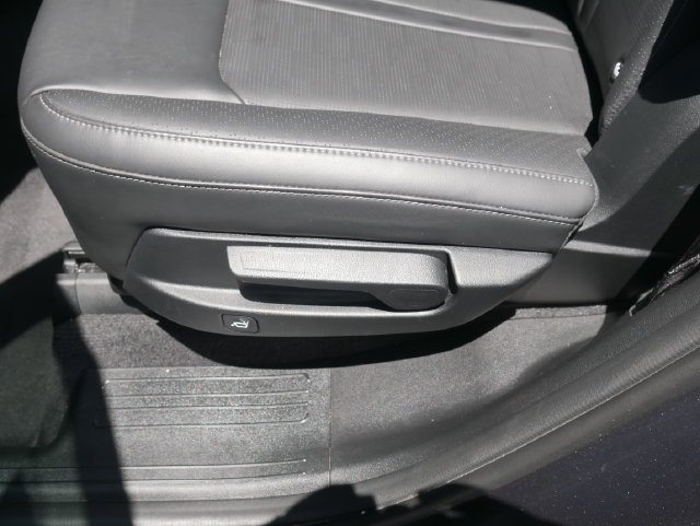 Used 2025 Kia Sorento SX FWD image 42