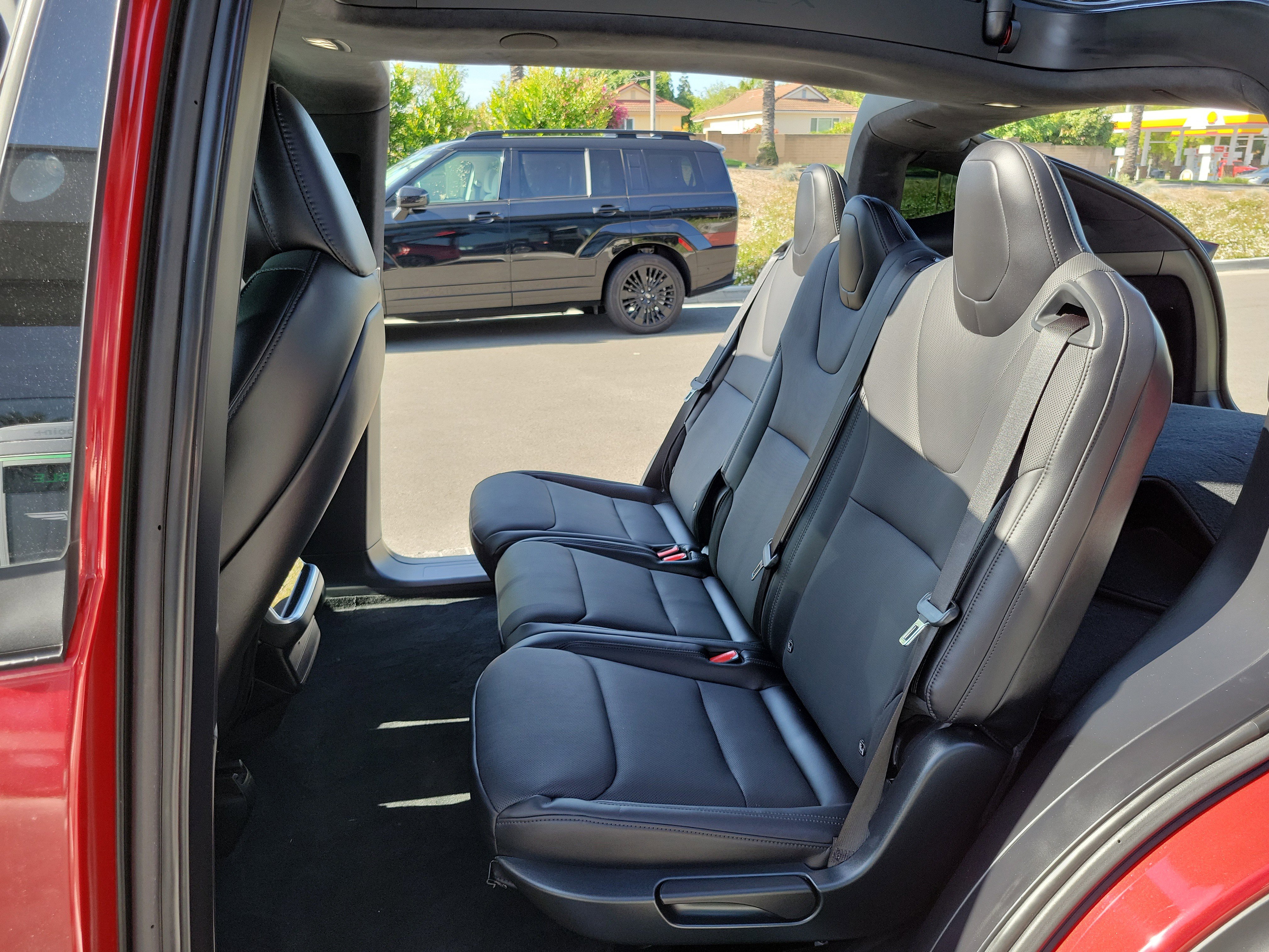 Used 2024 Tesla Model X Long Range AWD/4WD image 15