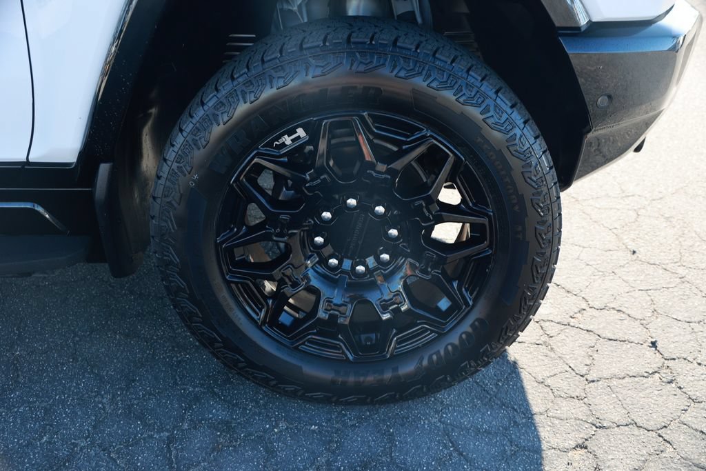 Used 2025 GMC Hummer EV 2X AWD/4WD image 8