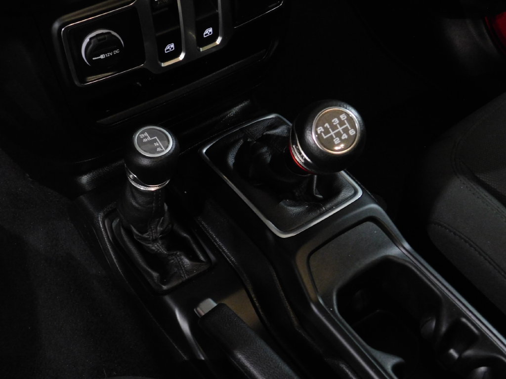 Used 2019 Jeep Wrangler Sport w/ Quick Order Package 23S AWD/4WD image 49