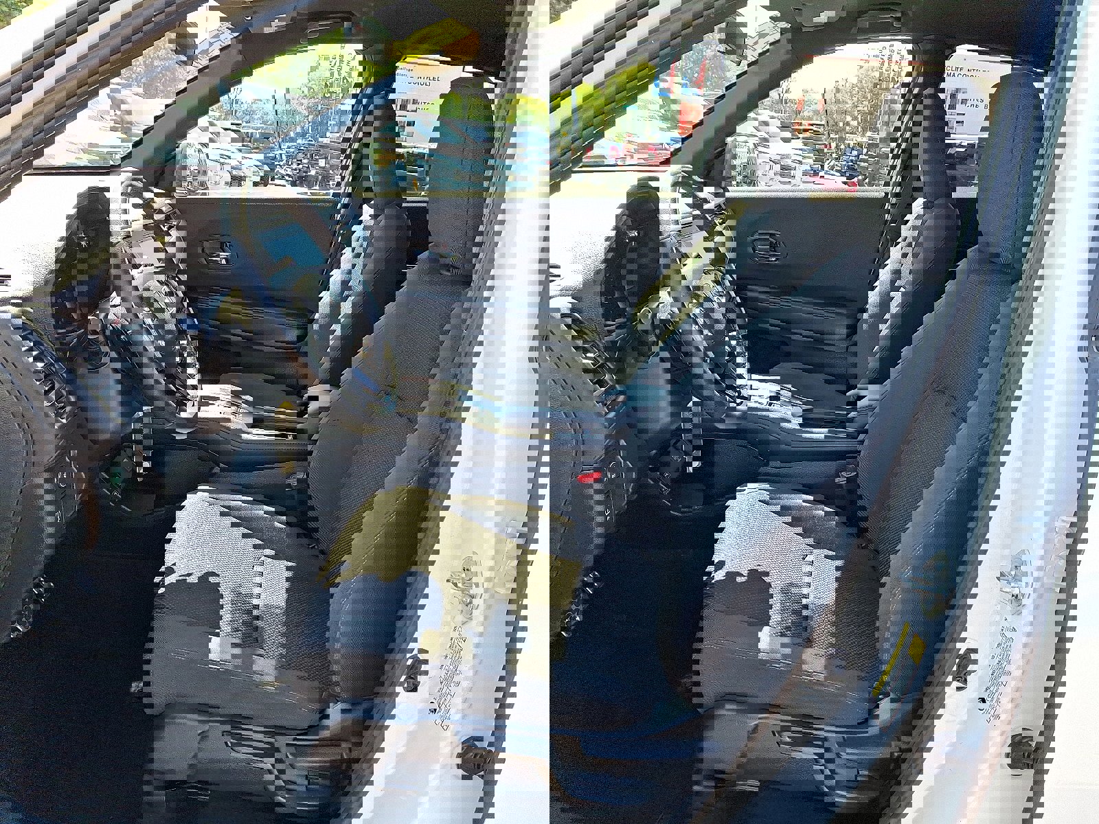 Used 2022 Honda HR-V Sport image 13