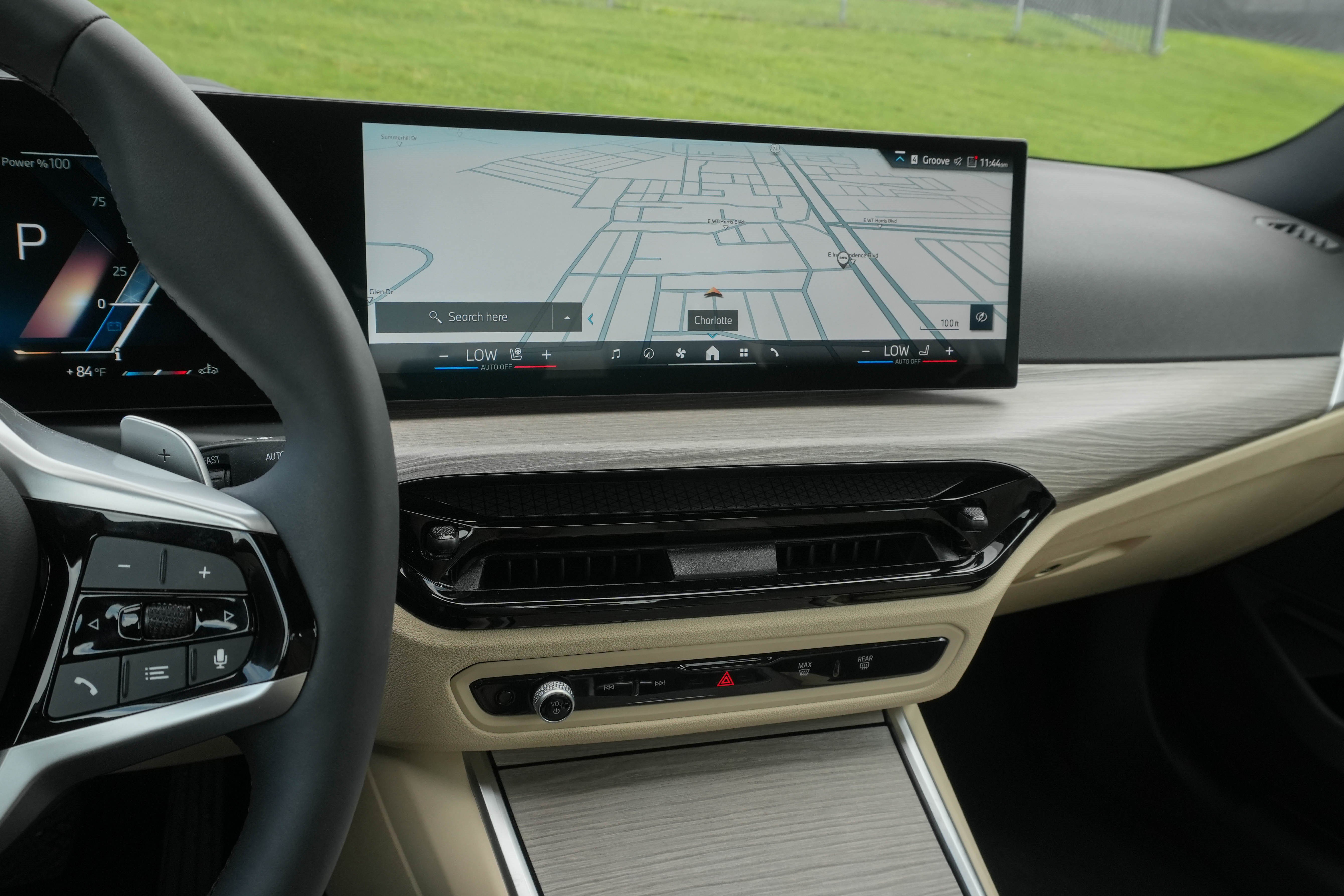 Certified 2025 BMW 330i Sedan RWD image 21