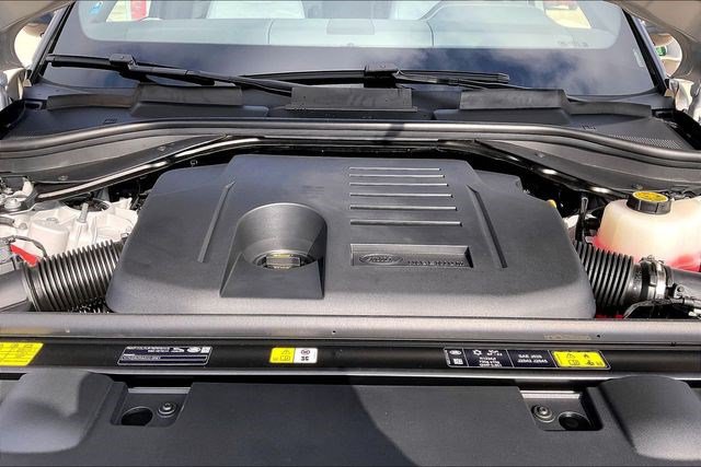 Certified 2026 Land Rover Range Rover Sport Dynamic SE AWD/4WD image 12