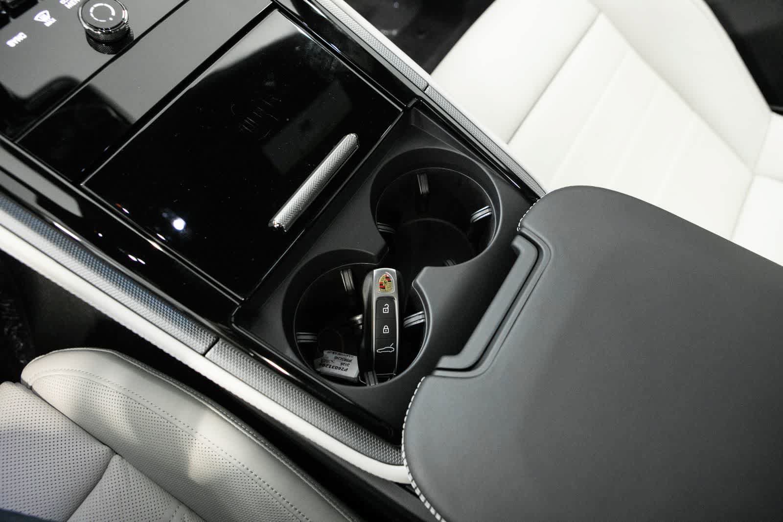 New 2026 Porsche Panamera 4 AWD/4WD image 26
