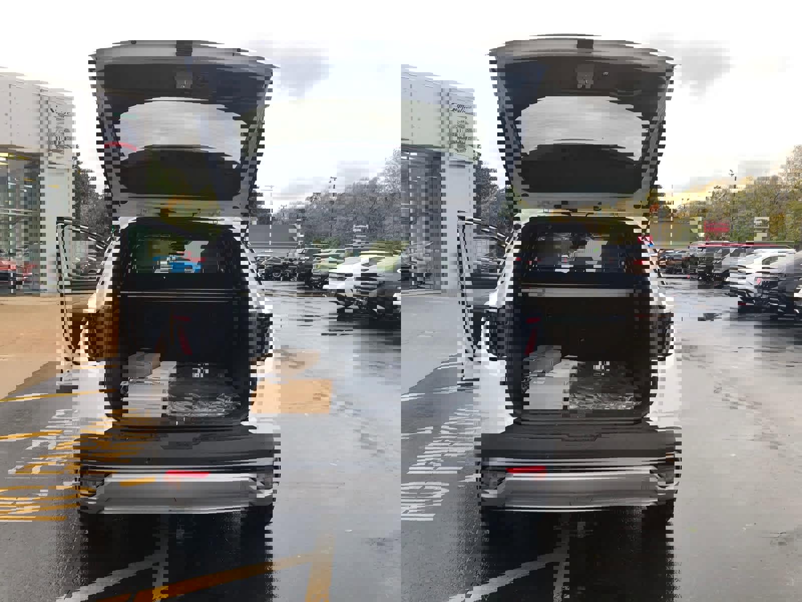 New 2026 Hyundai Tucson Limited w/ Tow & Go Package image 34