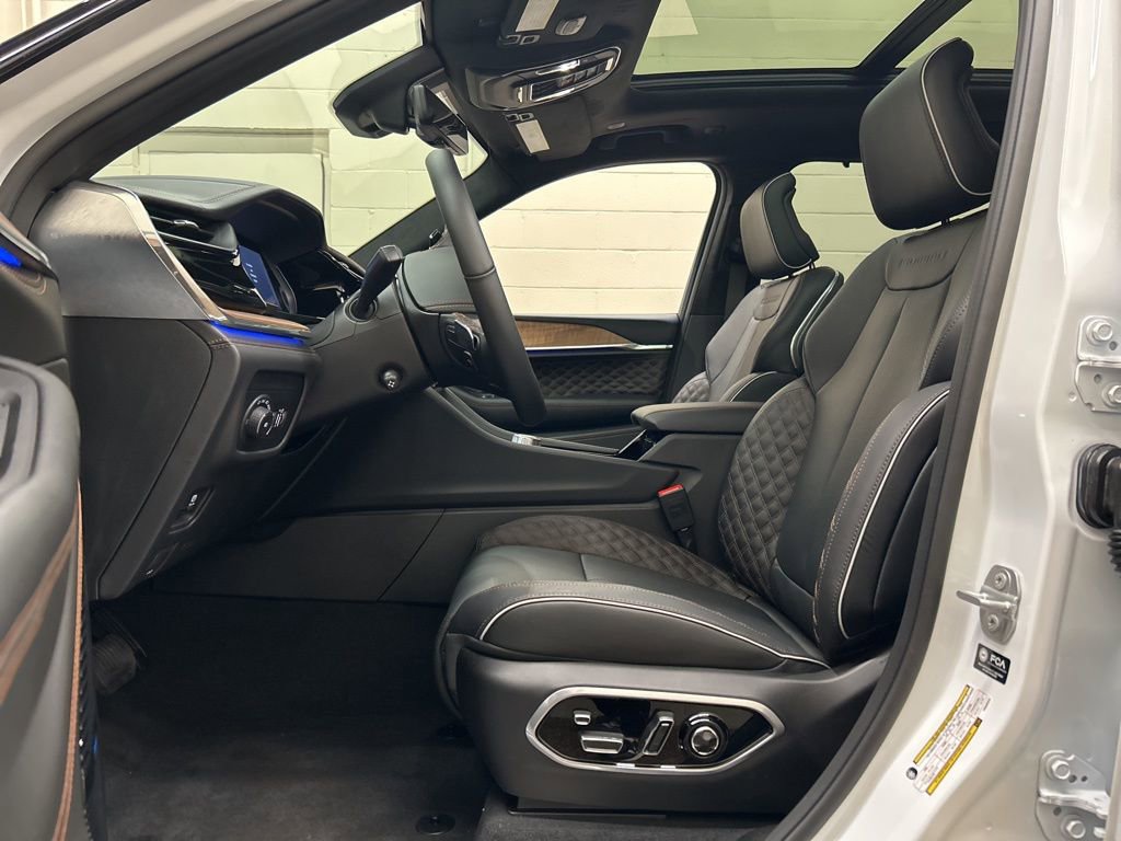 New 2026 Jeep Grand Cherokee L Summit AWD/4WD image 7