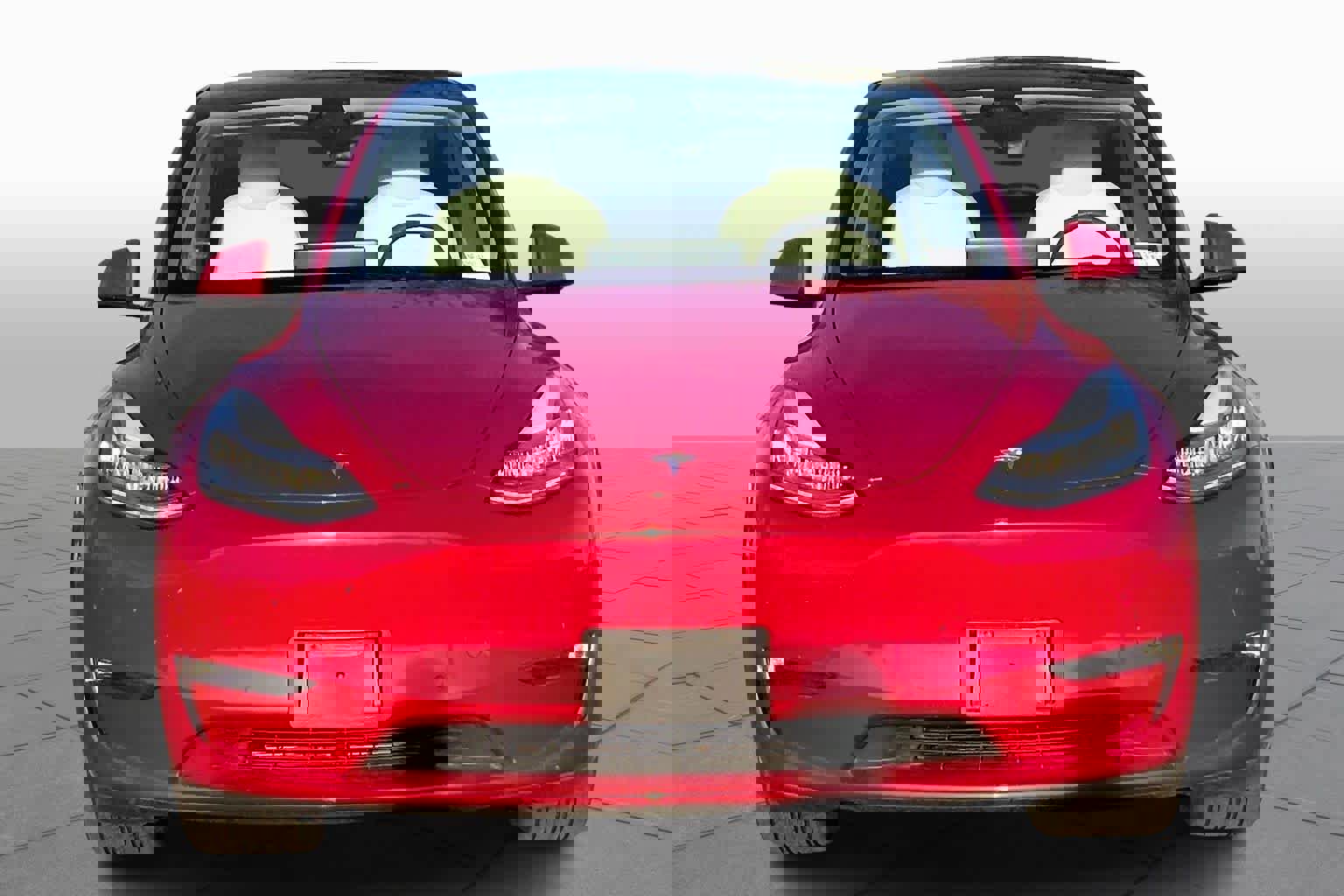 Used 2022 Tesla Model Y Long Range image 3