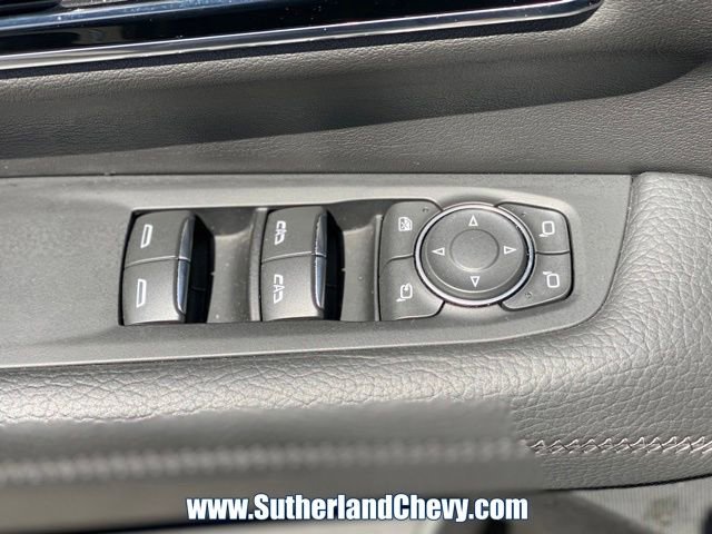 Used 2025 GMC Yukon Denali AWD/4WD image 15