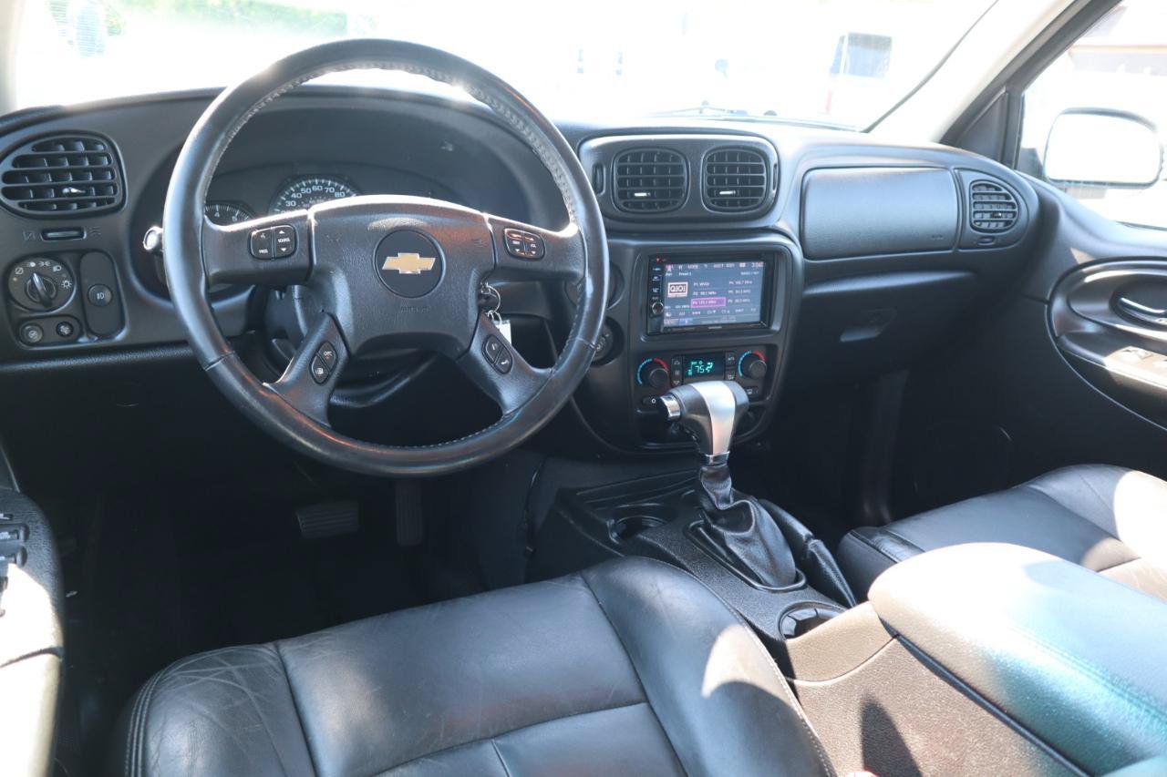 Used 2007 Chevrolet TrailBlazer LT w/ LT Preferred Equipment Group AWD/4WD image 17