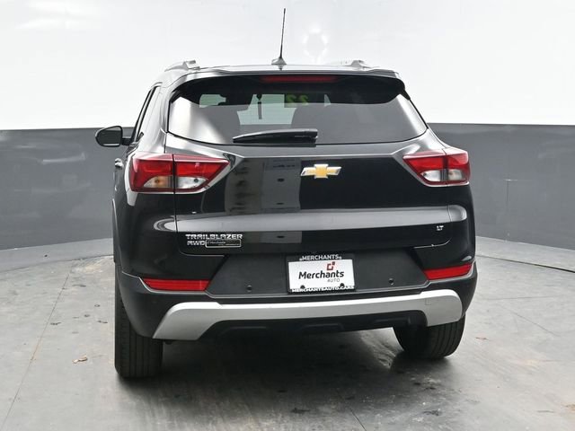 Used 2022 Chevrolet TrailBlazer LT w/ Convenience Package AWD/4WD image 5
