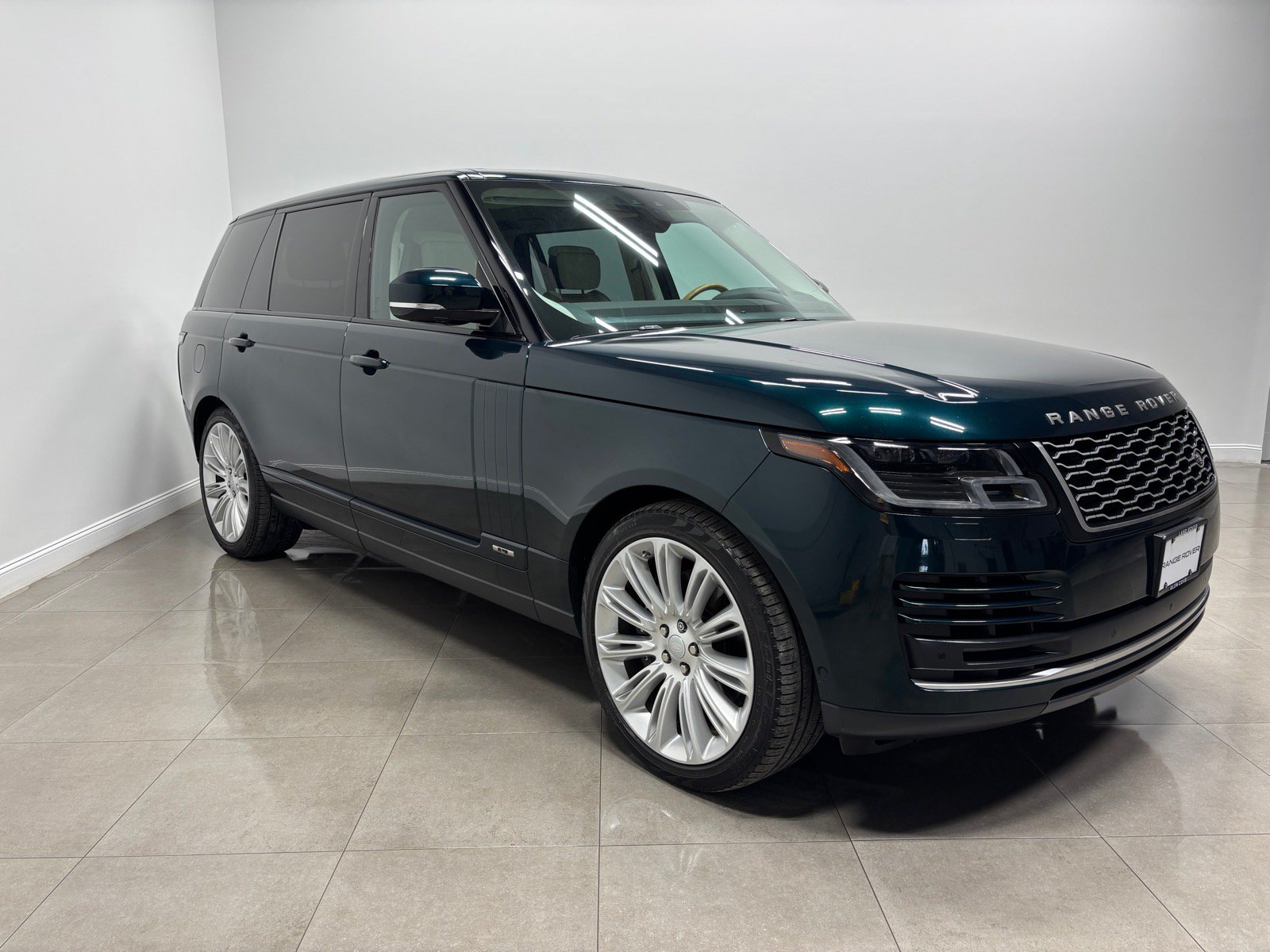 Used 2020 Land Rover Range Rover Long Wheelbase HSE AWD/4WD image 5