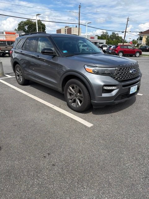 Used 2023 Ford Explorer XLT w/ Equipment Group 202A AWD/4WD image 1