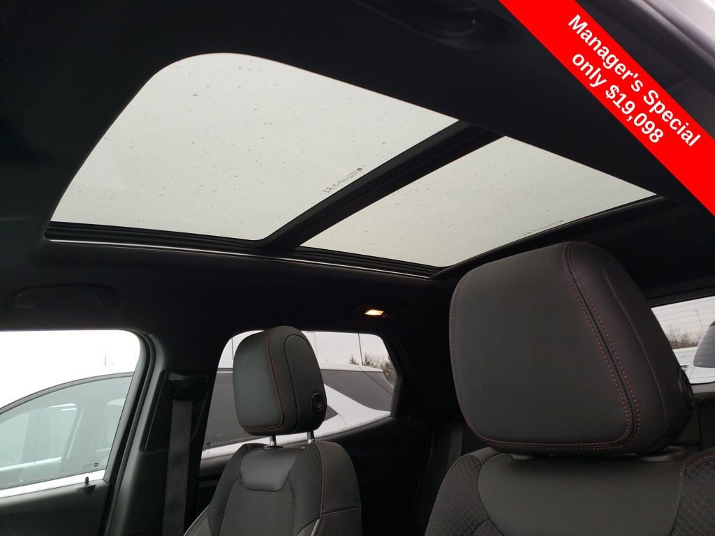 Used 2022 Chevrolet TrailBlazer RS w/ Sun and Liftgate Package image 21