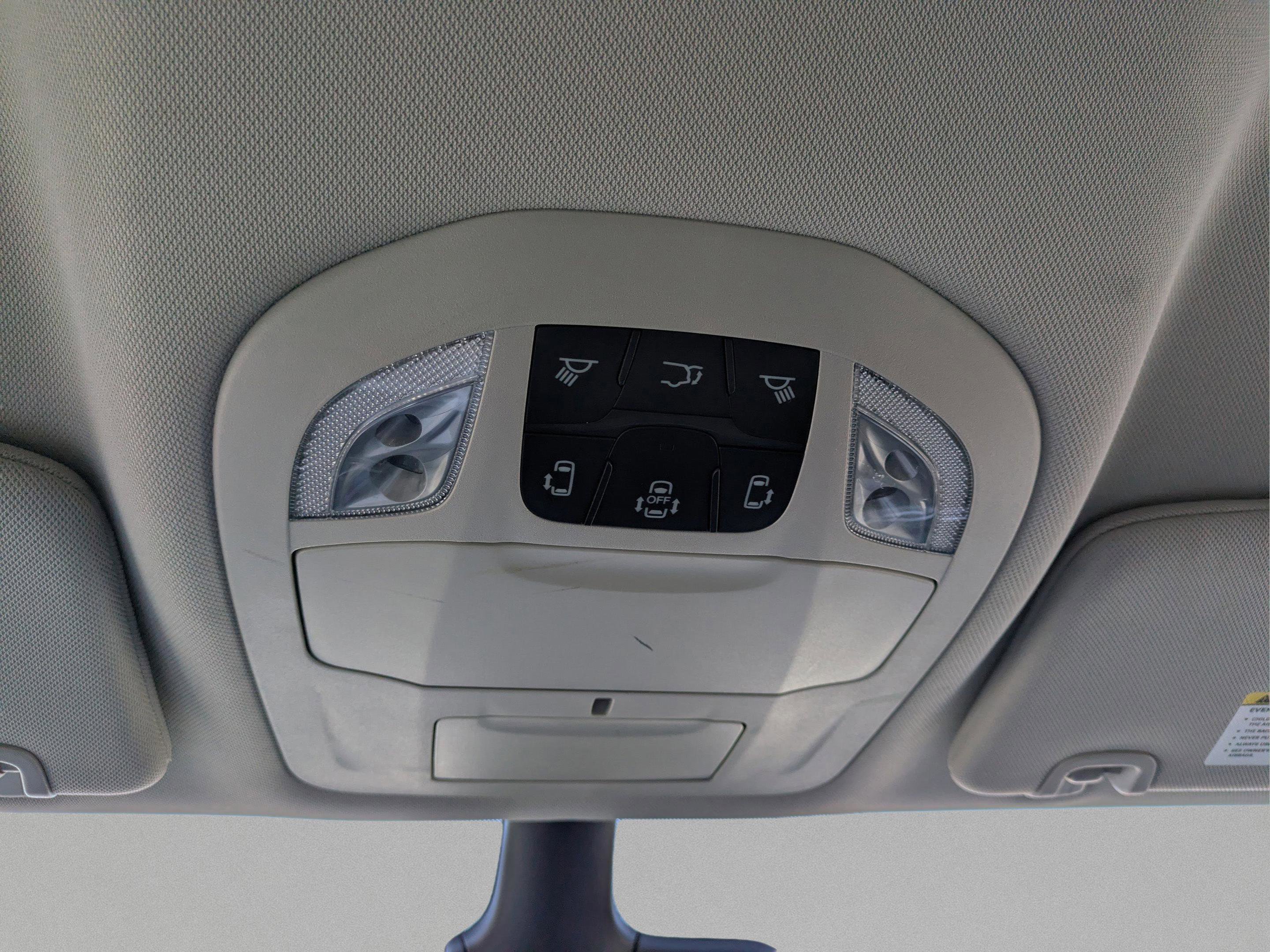 Used 2024 Chrysler Pacifica Touring-L FWD image 23