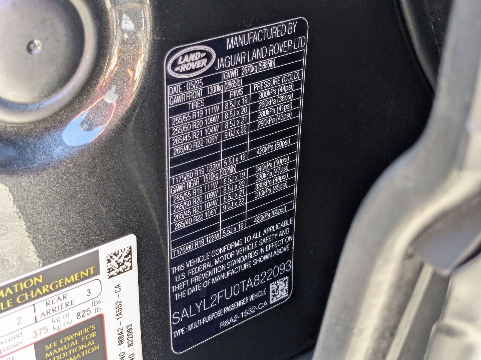 New 2026 Land Rover Range Rover Velar Dynamic SE image 19