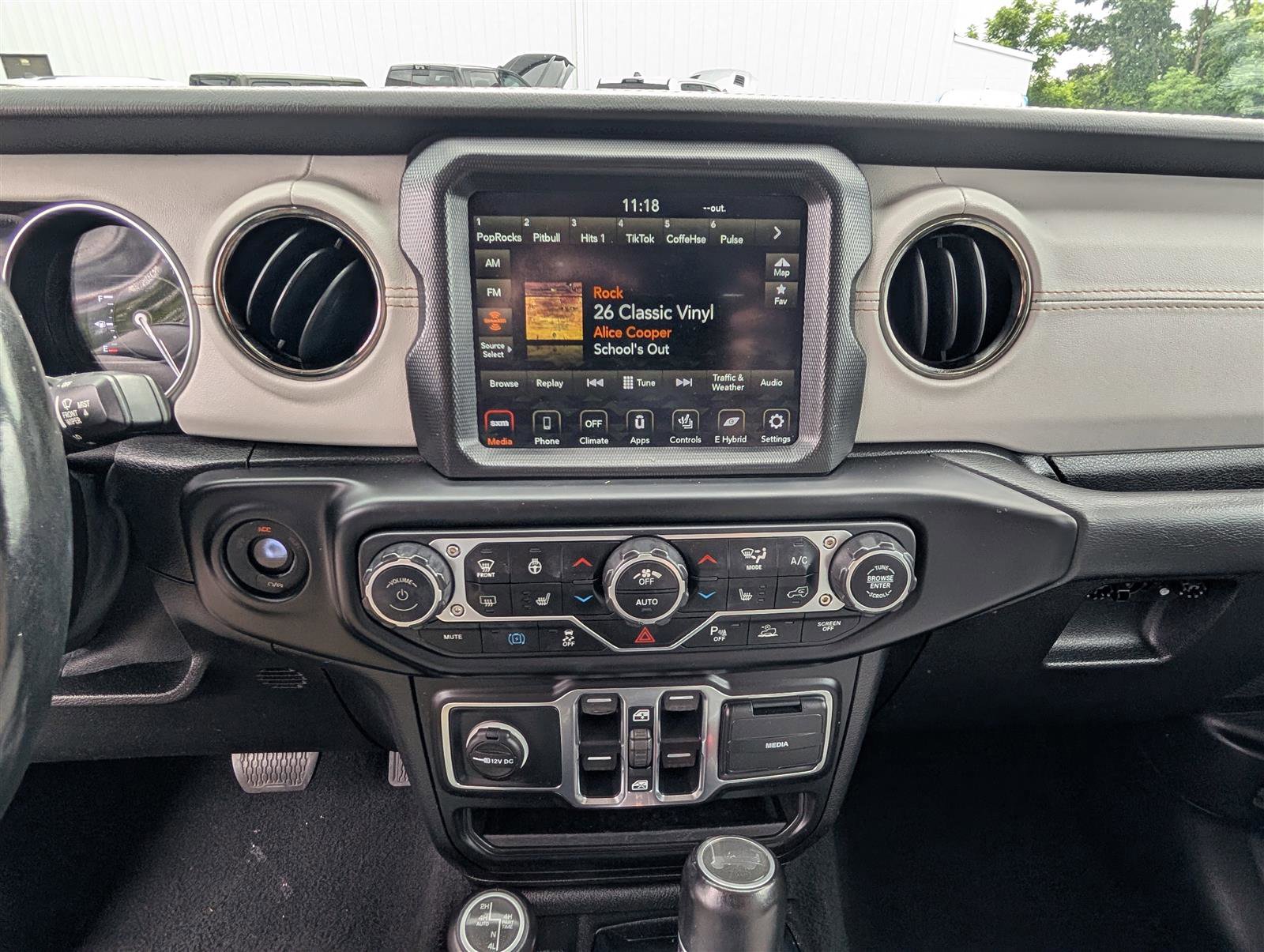 Used 2021 Jeep Wrangler Unlimited Sahara image 13