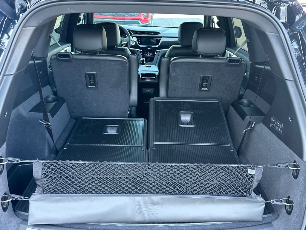 New 2025 Cadillac XT6 Sport w/ Technology Package image 7